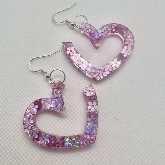 Iridescent Daisy Earrings Hand Crafted - Picture 1 of 8